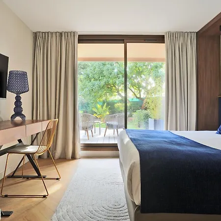 La Reserve Esterel 4*